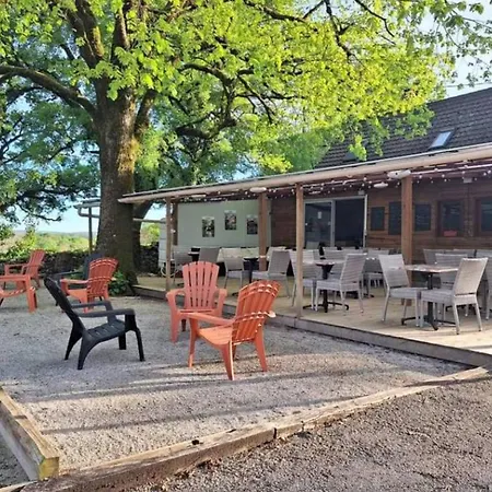 Mobil Terrasse - 4 Pers. - Api-1-52-2905 Campsite