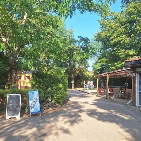 Campsite Mobil Terrasse - 4 Pers. - Api-1-52-2905 Rocamadour